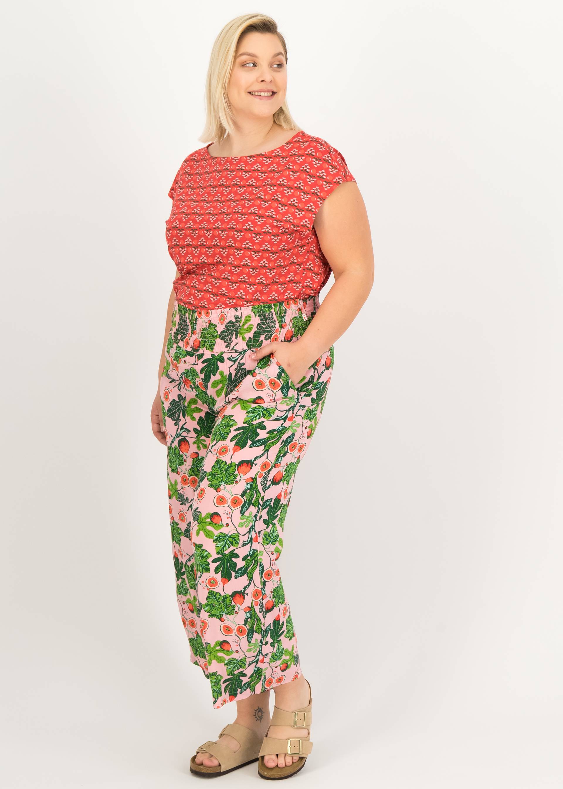 T-Shirt Breezy Flowgirl, frutto paradiso, Shirts, Rot