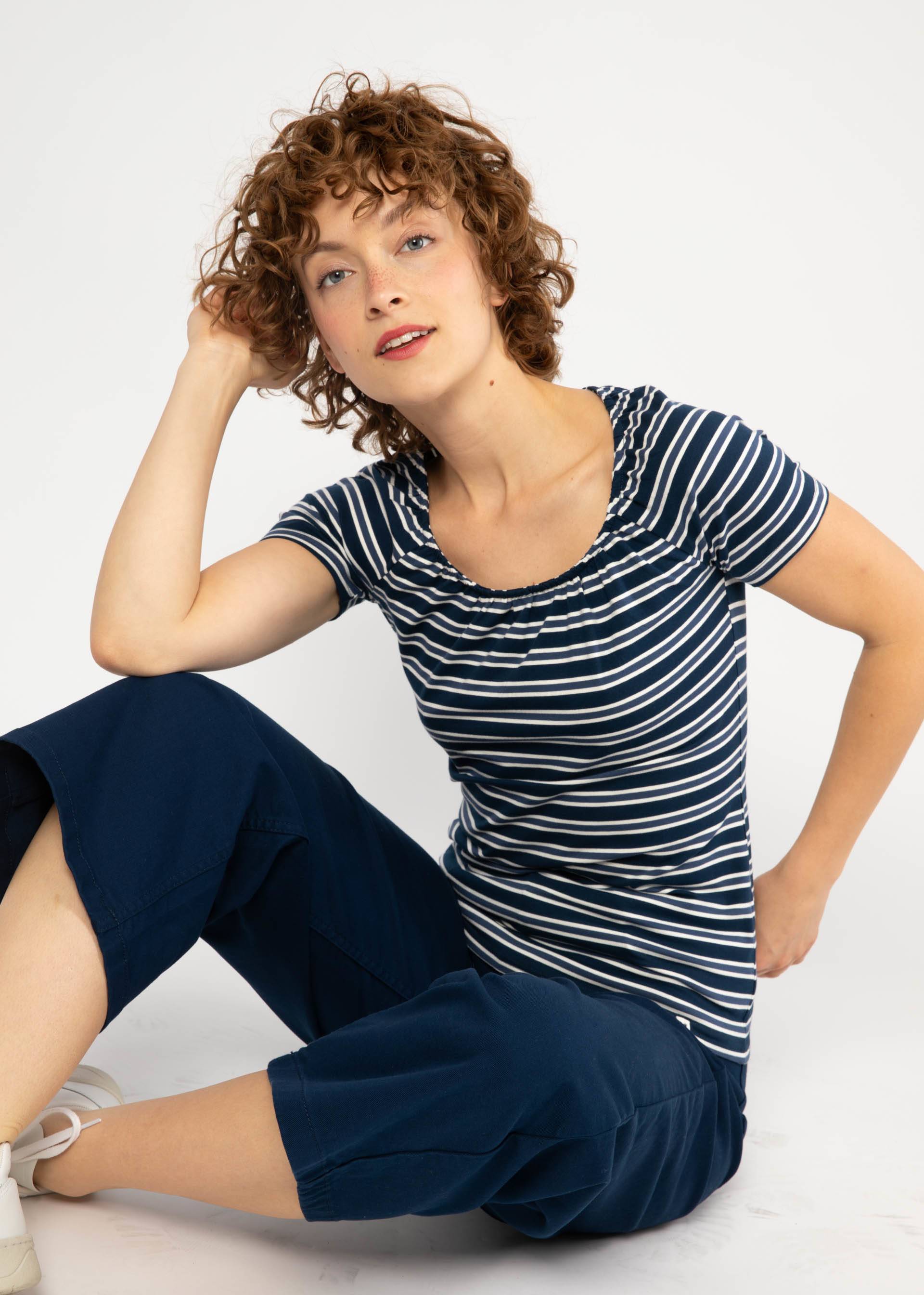 T-Shirt Vintage Heart, caravan stripes blue, Shirts, Blau