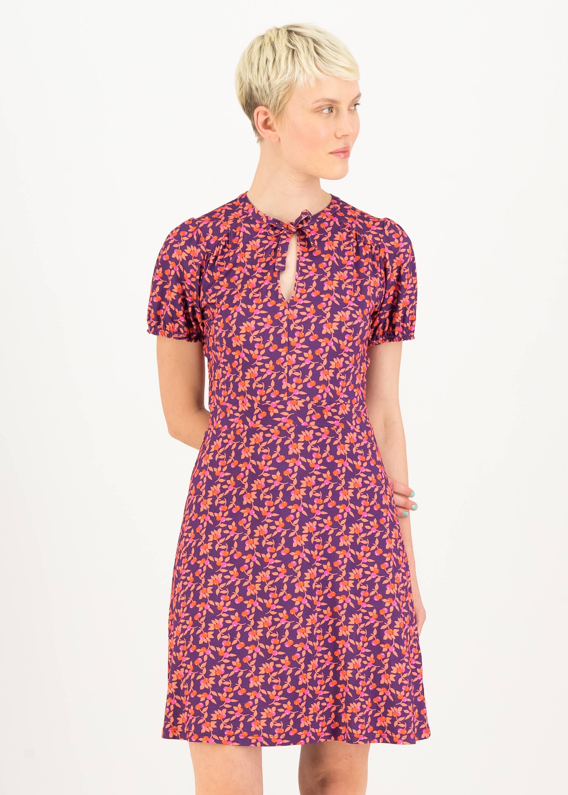 Freizeitkleid Fluffy Romance , precious body, precious mind, Kleider, Lila